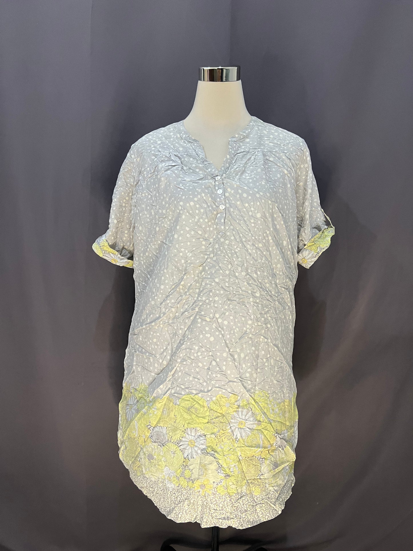 Embry Form Polka Dots (Grey)