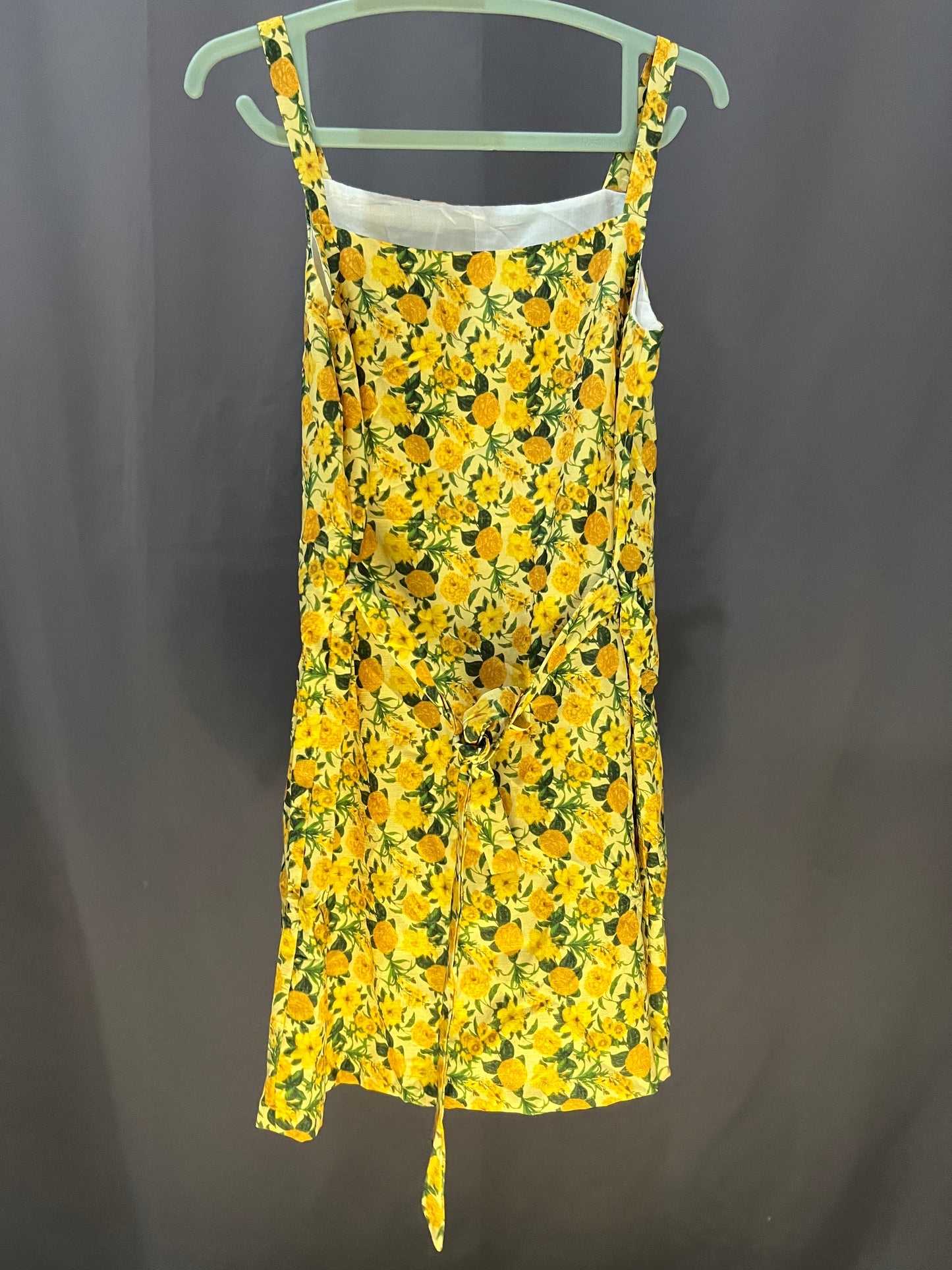 Generic Floral Sleeveless (Yellow)