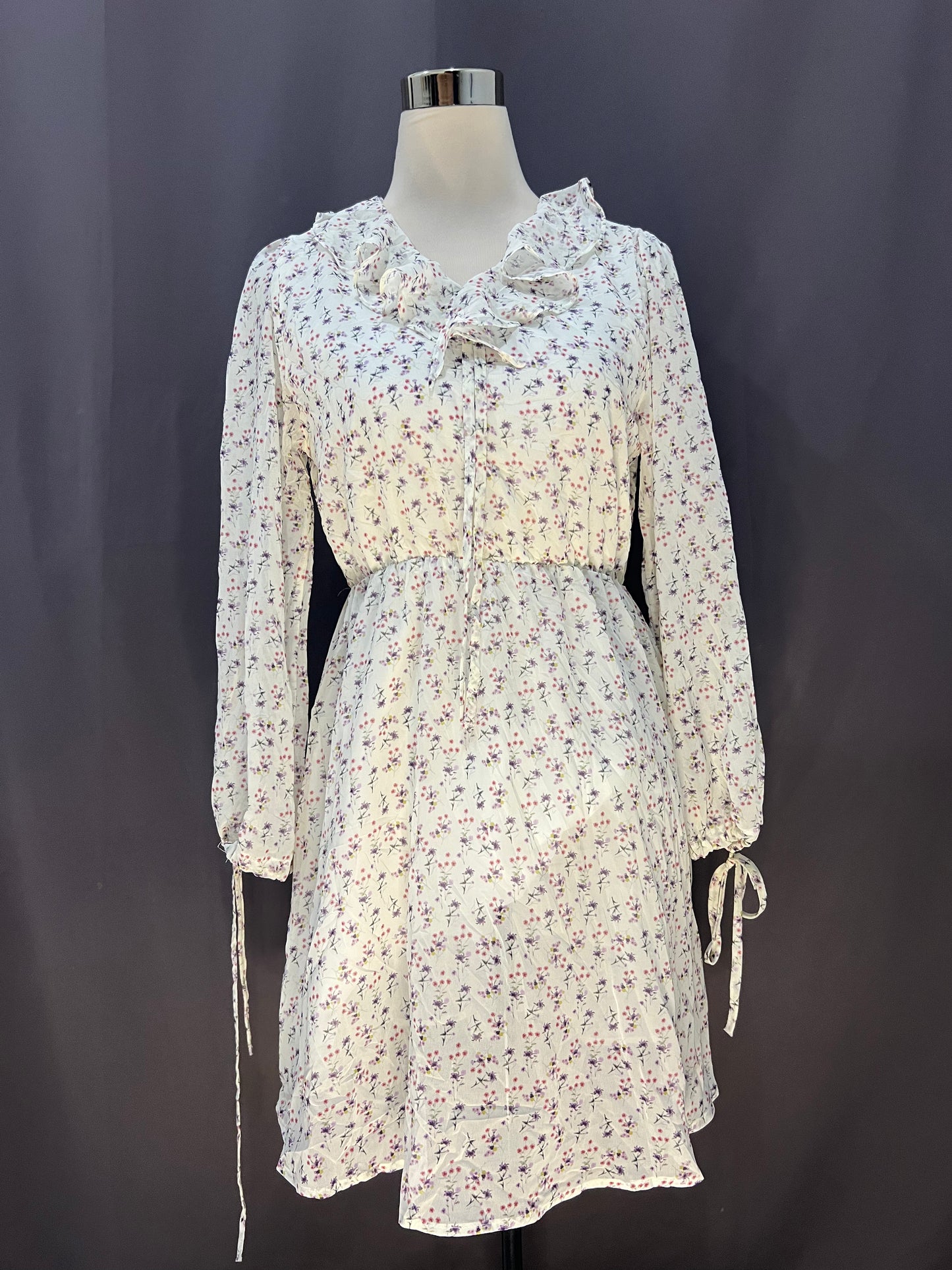 Xingyue Floral (White)