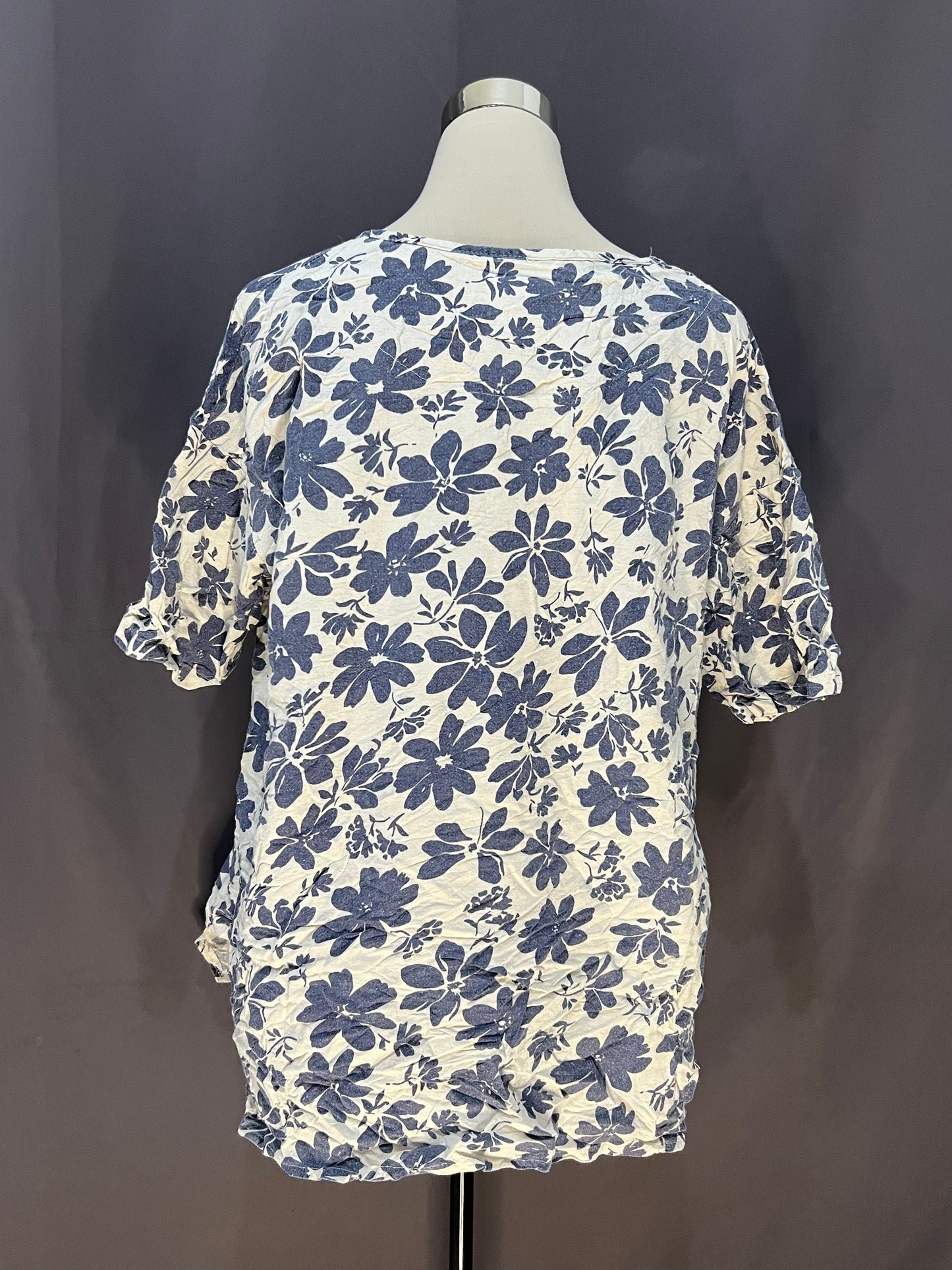 Generic Floral (Dirty White)