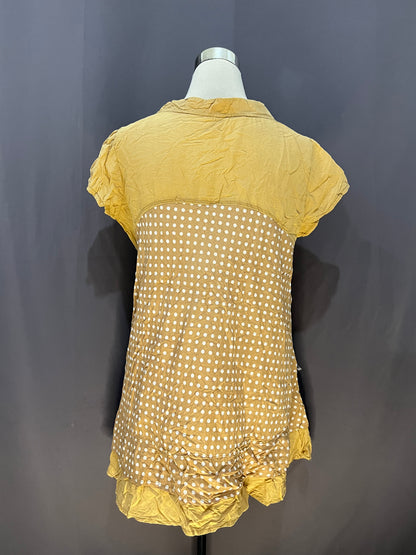 Generic Polka Dots (Light Brown)