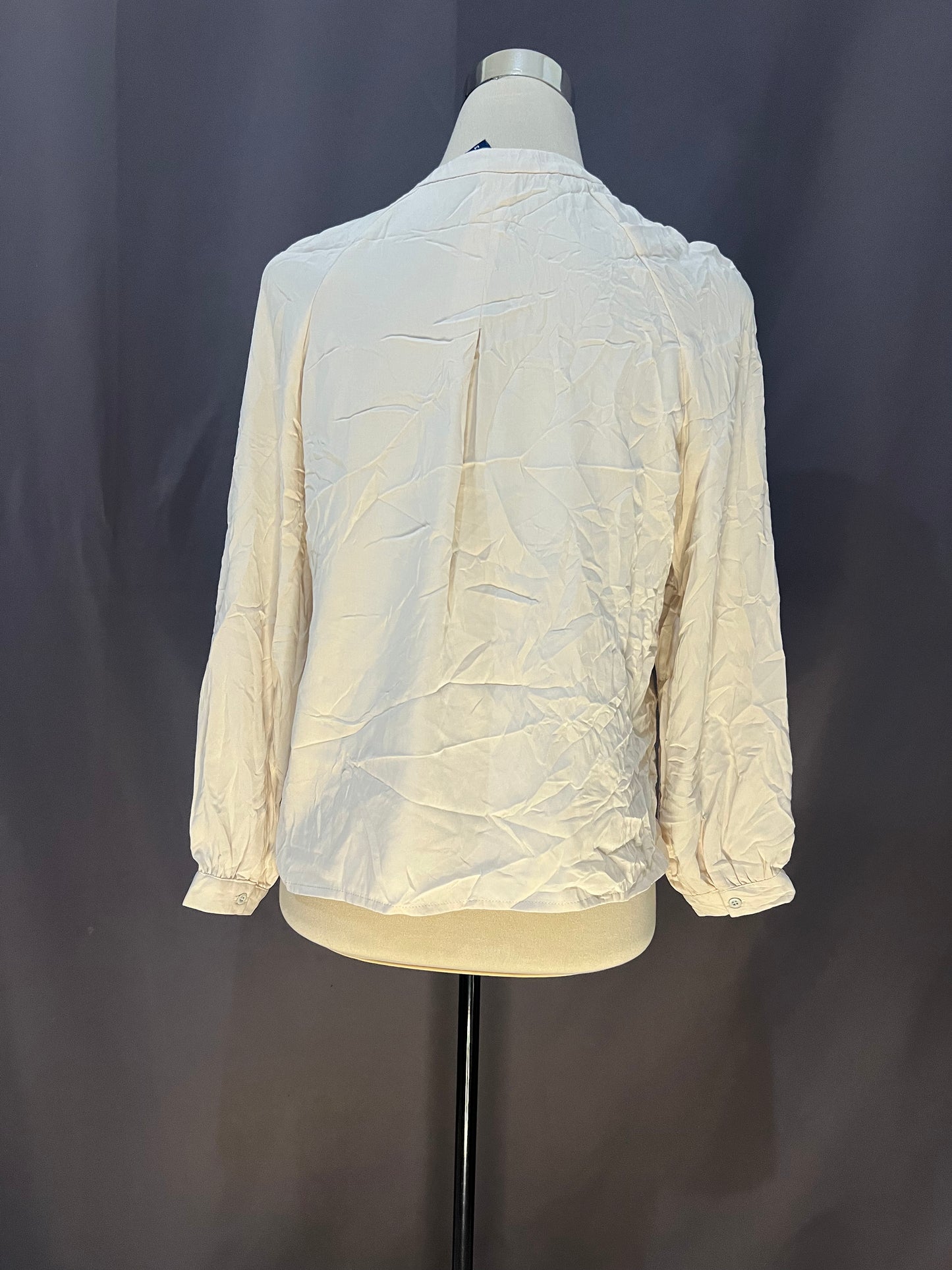 Generic Fan Embroider (Dirty White)