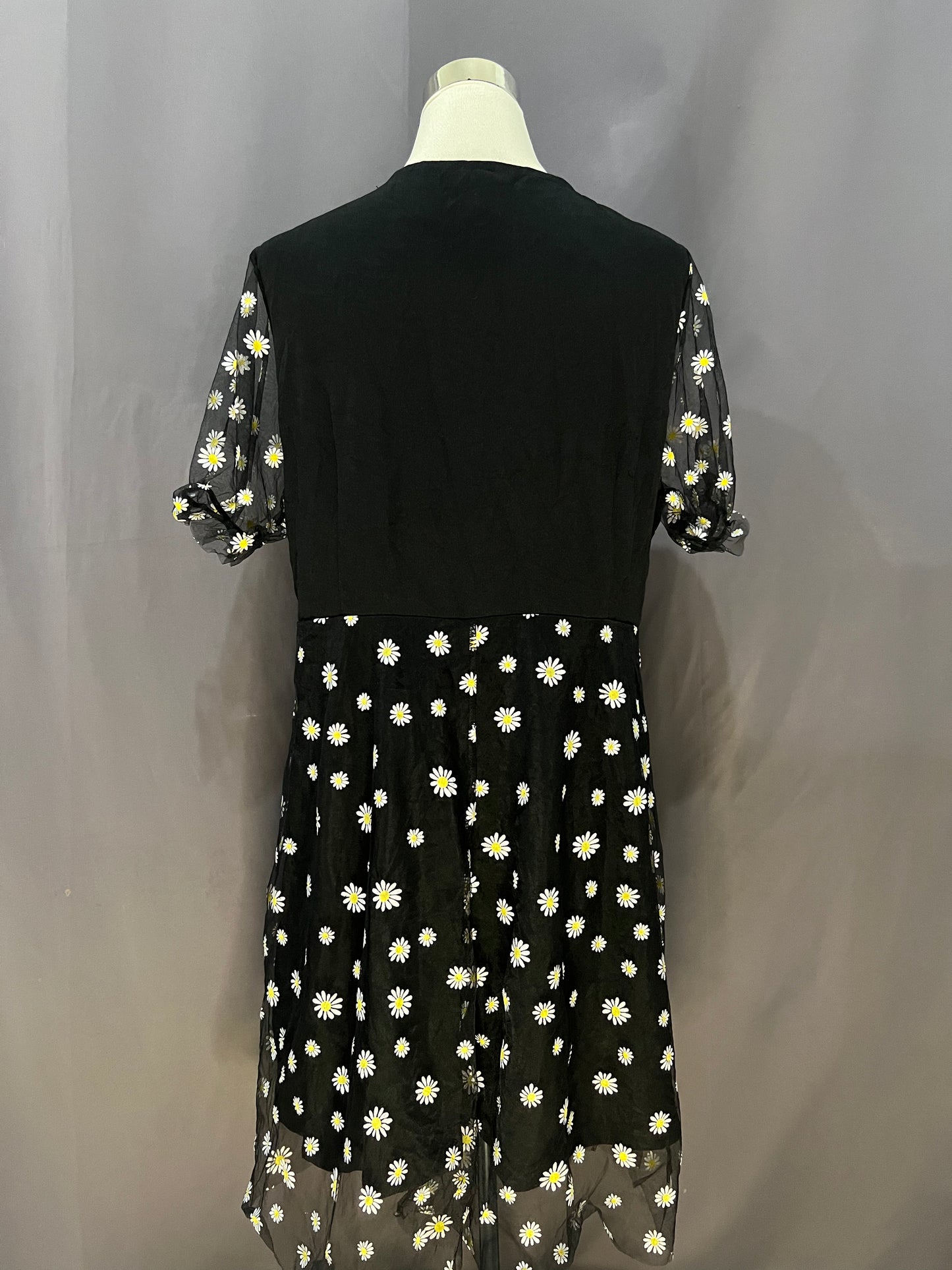 Generic Sunflower (Black)