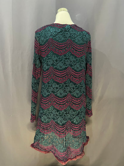 Generic Maroon Pattern (Dark Green)