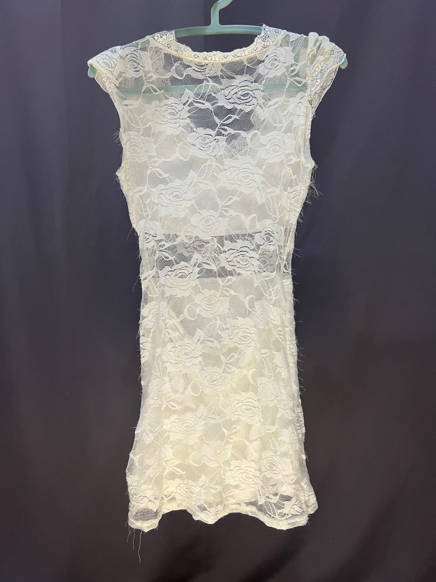 Generic Plain and See Through (White)