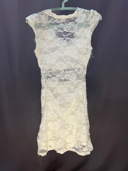 Generic Plain and See Through (White)